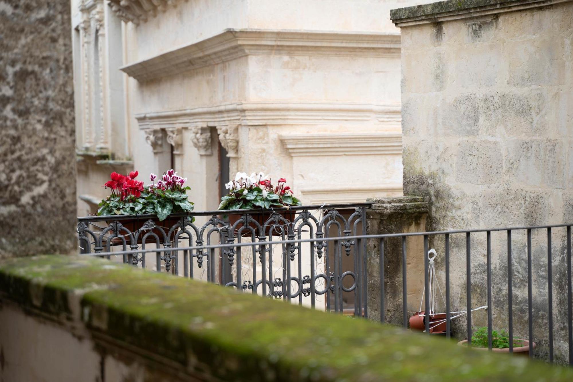 Victoria Apt - Historical Centre Lecce Exterior foto